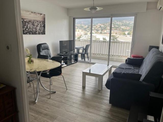 T3 classé 3 * vue mer parking 100 m plage/ville - Appartement 2 Chambres - 22