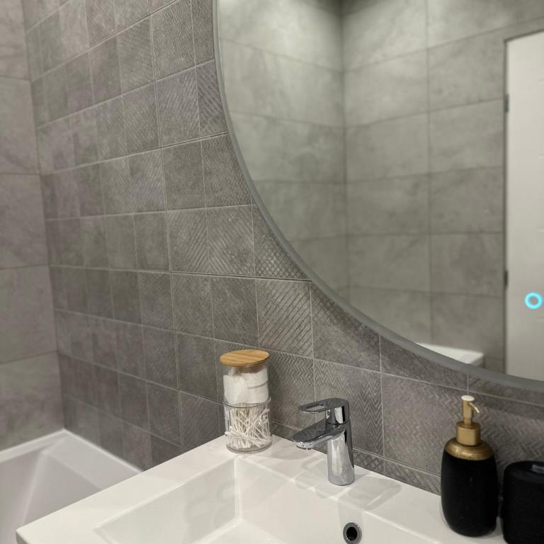 3 pièces neuf au cœur de Grasse - tout à pied - Wi-Fi & parking - Appartement 2 Chambres - 6