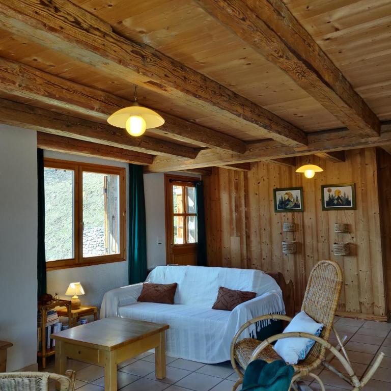 Unique à Champagny l'appartement Panoramik dans un Chalet d'Alpage avec une vue exceptionnelle - Appartement 2 Chambres - 28