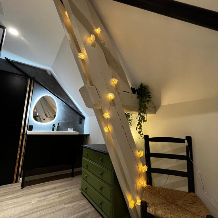 Le Chalet Chic, Cosy avec Sauna au Centre Ville - Appartement 1 Chambre - 12