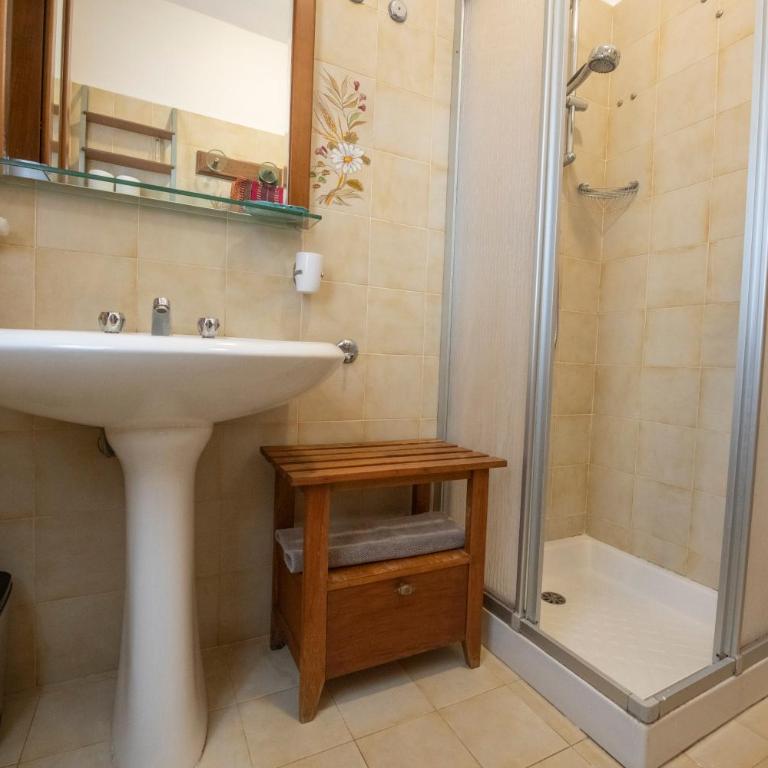 229 - Casa di Magda - Moneglia, 5minuti a piedi dal mare e spiaggia - PARCHEGGIO PRIVATO INCLUSO - Appartamento con 2 Camere da Letto - 36