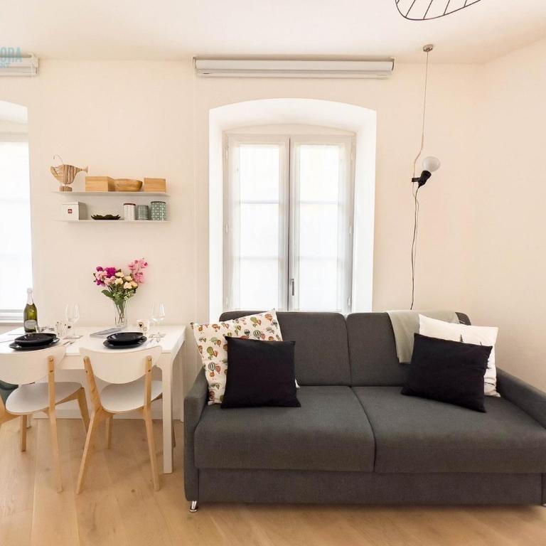 Corridoni 2B Tirabora Short Rent - Appartamento con 1 Camera da Letto - 1