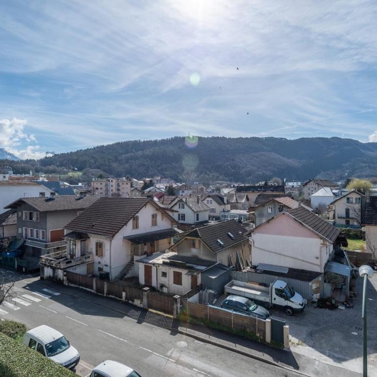 DUCS DE SAVOIE - Comfortable flat a stone's throw from the old town - Apartment - 4