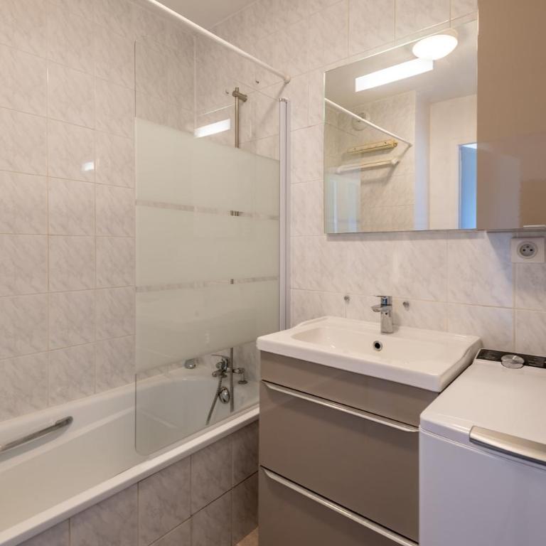 DUCS DE SAVOIE - Comfortable flat a stone's throw from the old town - Apartment - 32