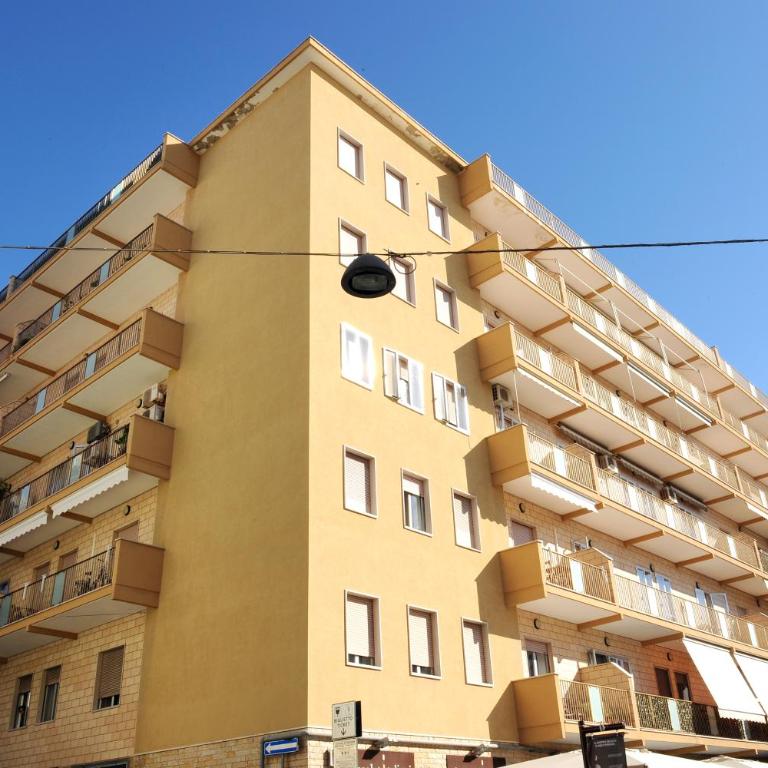 Suitedelmare - Camera Tripla - 14