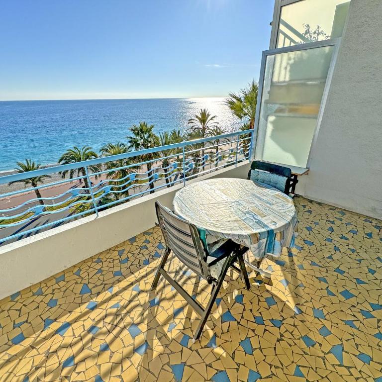 Cosy Sea Front Apartment Nice France - Appartement - Vue sur Mer - 1
