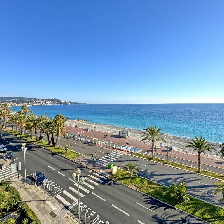 Cosy Sea Front Apartment Nice France - Appartement - Vue sur Mer - 5