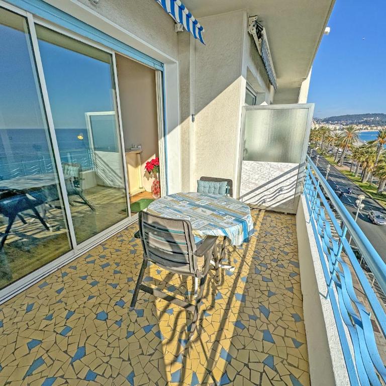Cosy Sea Front Apartment Nice France - Appartement - Vue sur Mer - 3