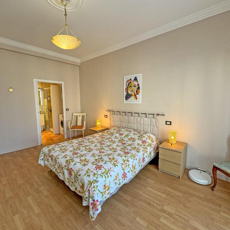 Cosy Sea Front Apartment Nice France - Appartement - Vue sur Mer - 22