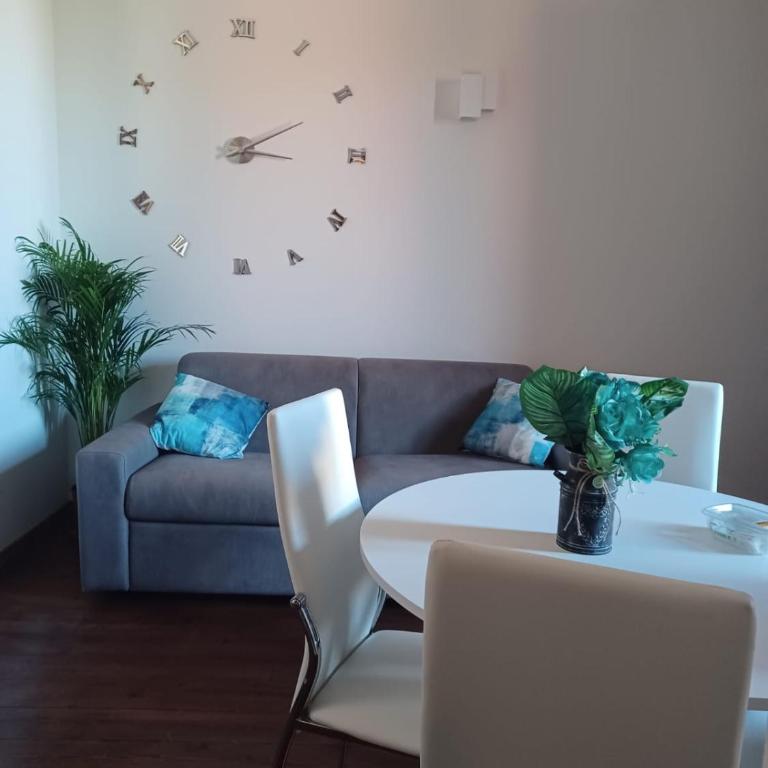 CASA MIA APARTMENT - One-Bedroom Apartment - 2