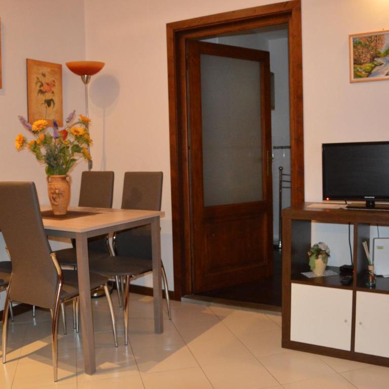 Magnolia - Large and comfortable studio flat - Appartamento con Balcone - 10