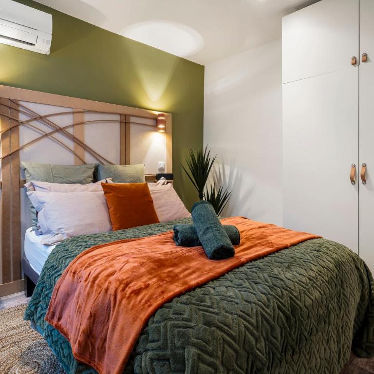 Nice Renting - 9b Massena - Chic Escape in the Heart of Nice Comfort & Charm ! - Appartement 1 Chambre - 3