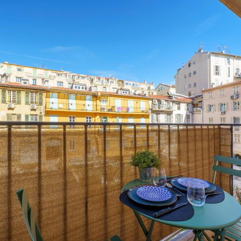 Nice Renting - 9b Massena - Chic Escape in the Heart of Nice Comfort & Charm ! - Appartement 1 Chambre - 2