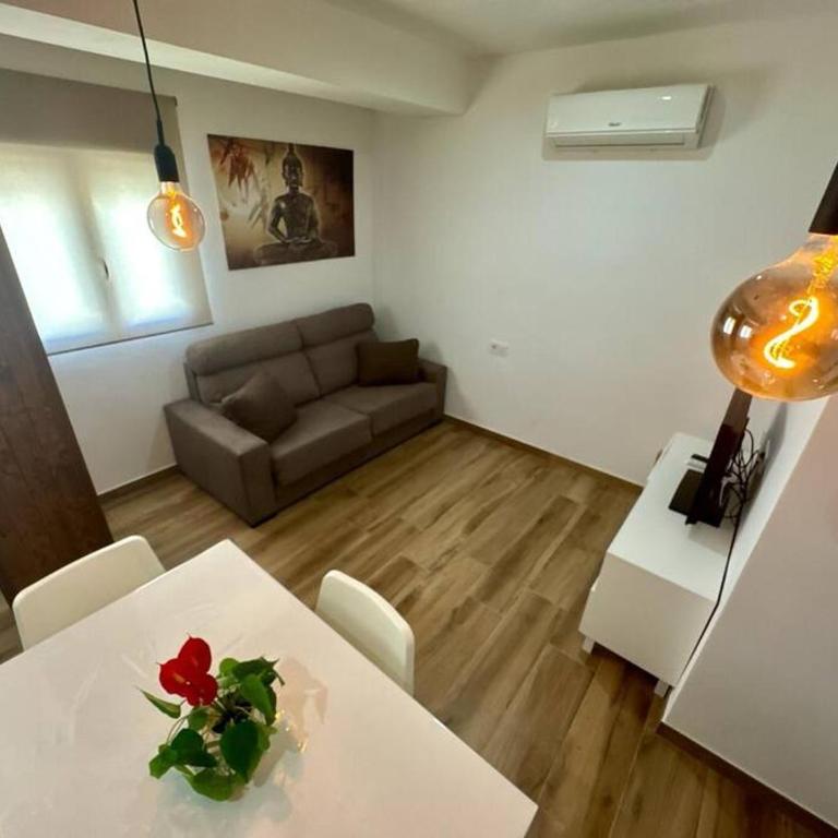 Estupendo Apartamento próximo al casco antiguo - Apartamento de 1 dormitorio - 13