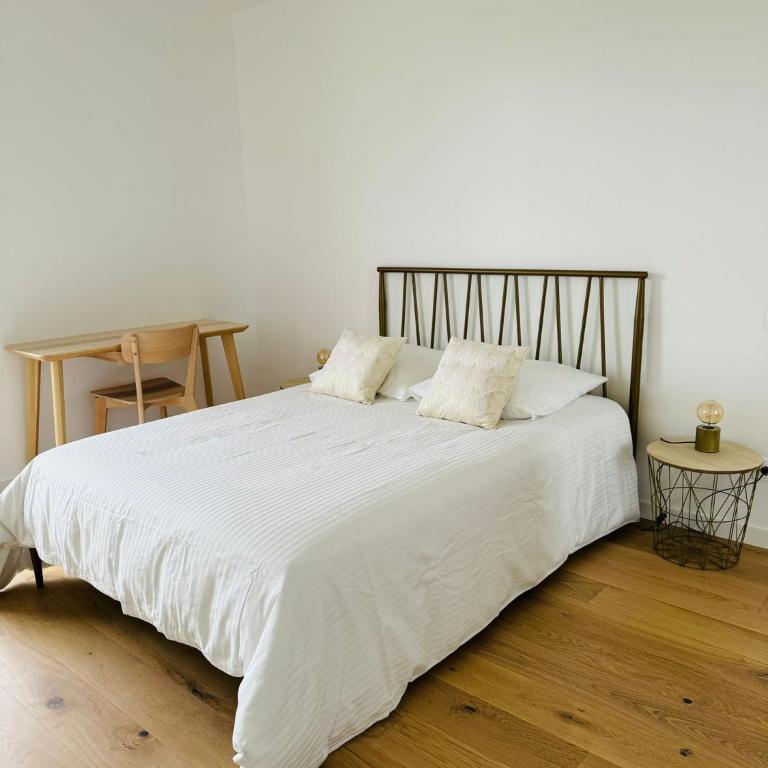 Presqu'île, appartement neuf avec balcon, salle de gym et parking - Appartement 2 Chambres - 8