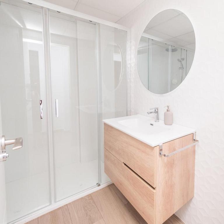 Asturias Playa - Two-Bedroom Apartment - 21