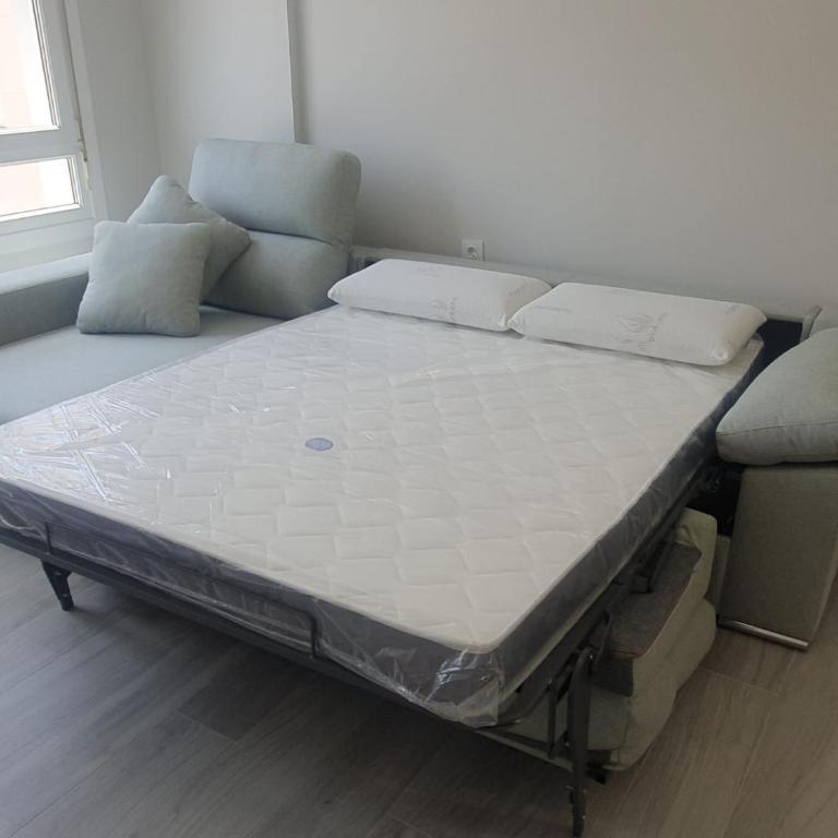Paseo Marítimo - Apartamento a estrenar, a pie de playa, con 2 baños - Apartamento de 2 dormitorios - 12