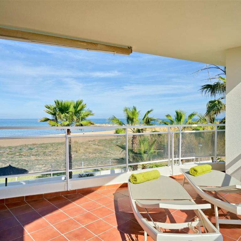 Apartamento Molinell 3A en primera línea del mar - Apartment - 15