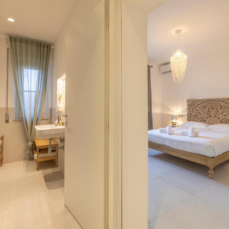 Fly B&B - Camera Matrimoniale con Bagno Privato - 4
