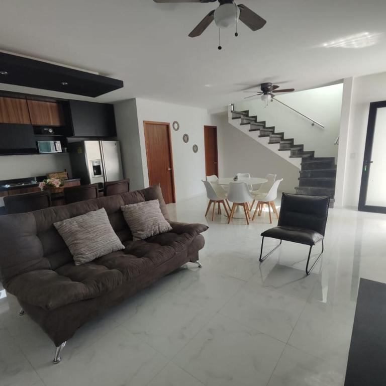 Pent-house a media cuadra del malecón, Hookipa Tower! - Apartamento de 2 dormitorios - 5