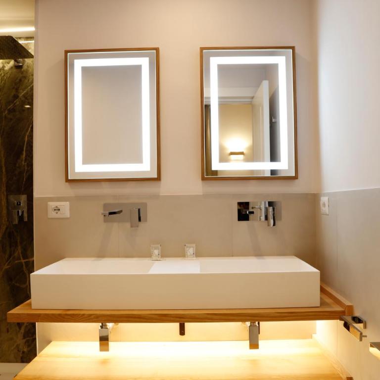 Domus Maxima - Rome Suite & Rooms - Camera Tripla Deluxe - 9