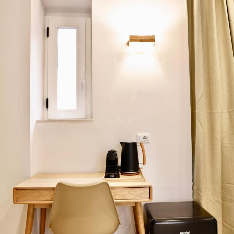 Domus Maxima - Rome Suite & Rooms - Camera Tripla Deluxe - 10