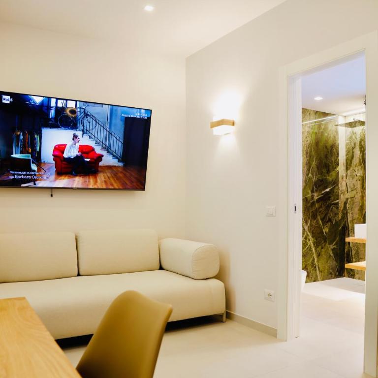 Domus Maxima - Rome Suite & Rooms - Camera Tripla Deluxe - 17