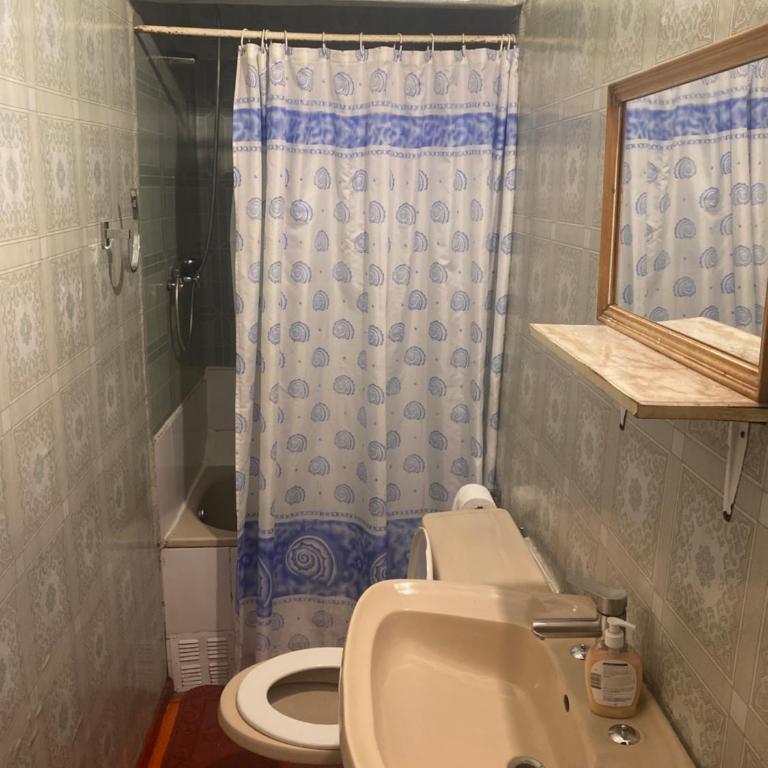 Hostal Papo - Triple Room with Private Bathroom - 4