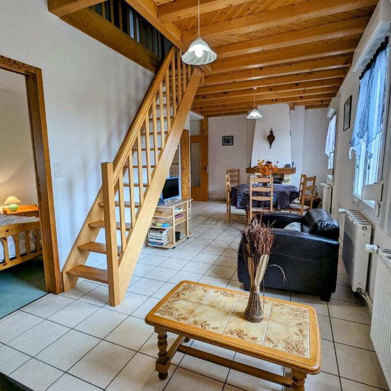 Gîte Confortable en Pleine Nature avec Cheminée et Accès Direct aux Sentiers, Proche Gérardmer et Lac - FR-1-589-124 - Maison de Vacances (4 Adultes) - 15