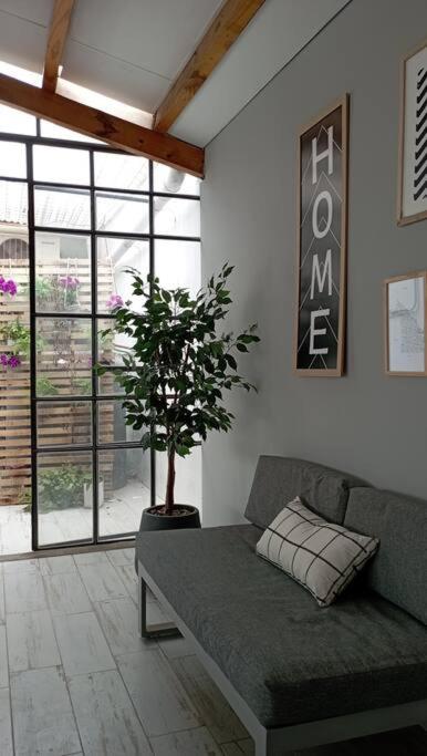 Casa quinta con jacuzzi piscina y parrilla en Resistencia - Casa de 2 dormitorios - 18