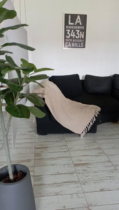 Casa quinta con jacuzzi piscina y parrilla en Resistencia - Casa de 2 dormitorios - 30