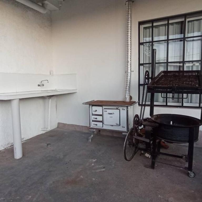 Casa quinta con jacuzzi piscina y parrilla en Resistencia - Casa de 2 dormitorios - 33