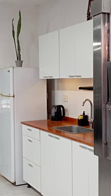 Casa quinta con jacuzzi piscina y parrilla en Resistencia - Casa de 2 dormitorios - 40