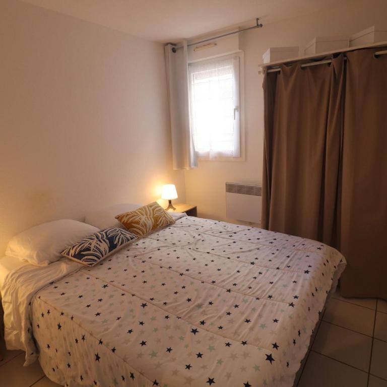 Joli T2 rénové avec terrasse et piscine, accès direct plage - FR-1-472A-302 - Apartment - 8