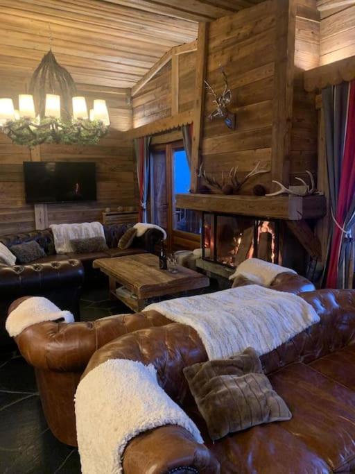 SOMPTUEUX CHALET BARON MEGEVE VUE.Jaccuzi.4 mn a pied au centre - Chalet - 6