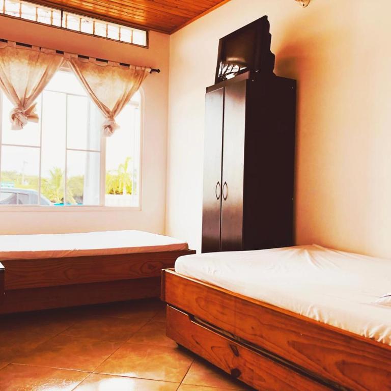 Girardot espectacular casa entera con piscina - Casa con 1 dormitorio - 17