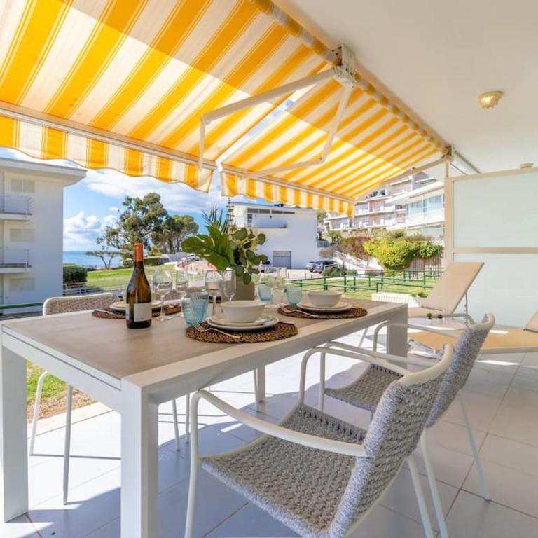 NC Apartments Almadrava 4 personas - Two-Bedroom Apartment - 3