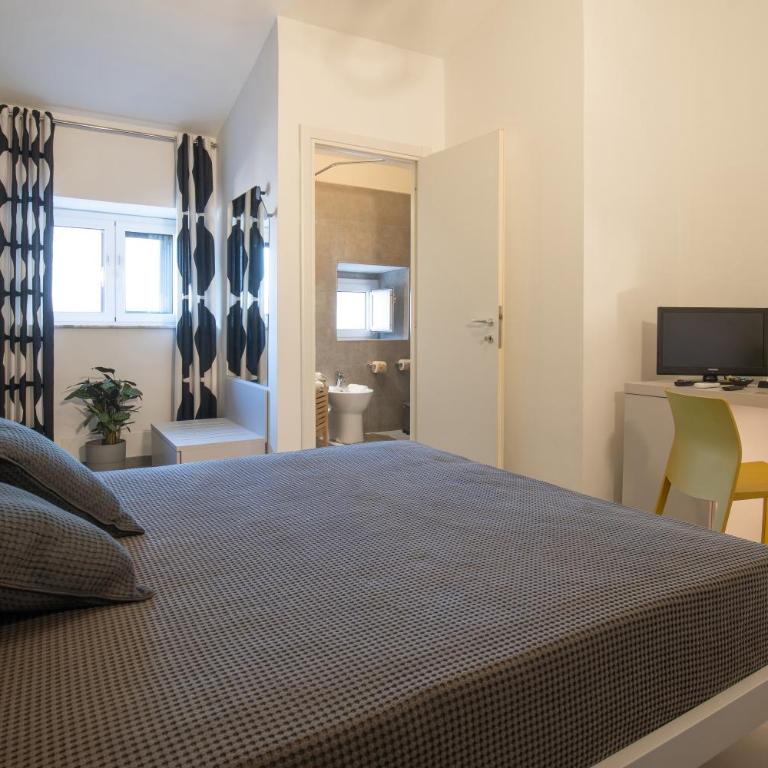 Suite Inn Catania - Triple Room - 1