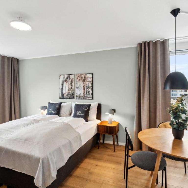 Limehome Salzburg Sterneckstr - Zimmer mit Queensize-Bett und Schlafsofa - 24
