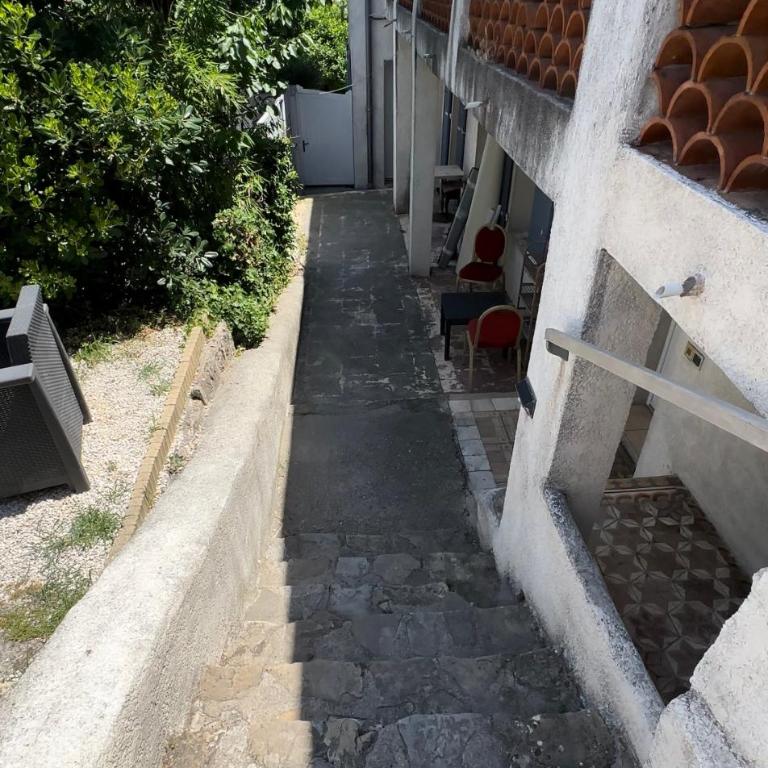 Appartement dans la villa "La Méridiane" - Appartement - Vue sur Jardin - 50