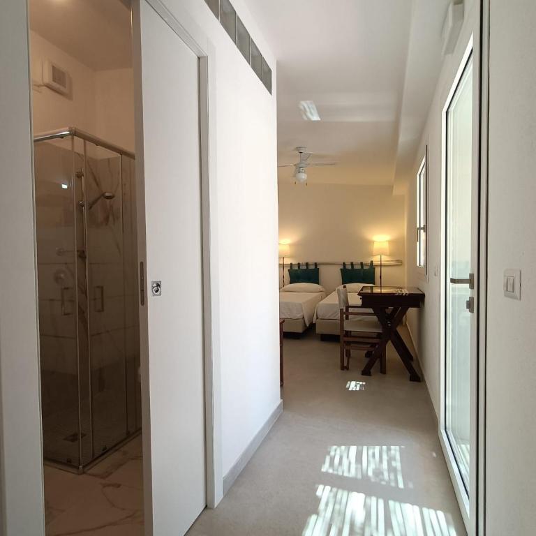Lido Di Alghero Beach Resort - Family Room with Sea View - 4