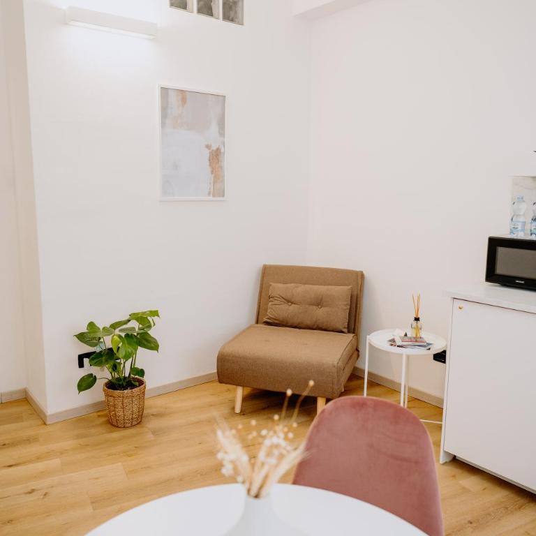 Alatea Apartments Valverde - One-Bedroom Apartment - 11