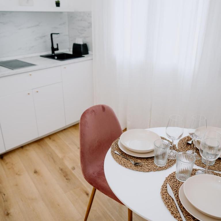 Alatea Apartments Valverde - One-Bedroom Apartment - 4