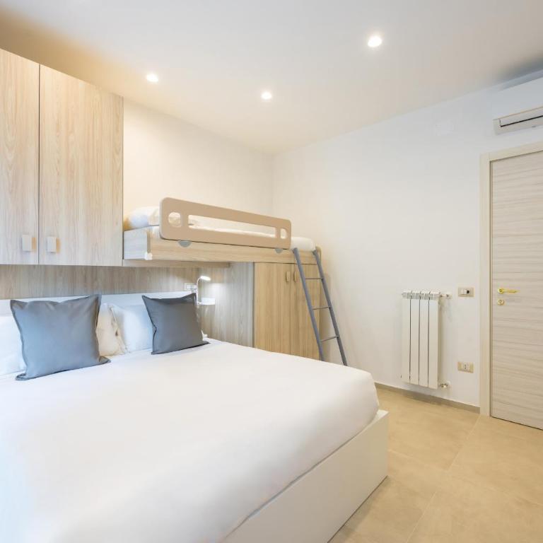 Montesanto View Rooms by Wonderful Italy - Camera Tripla con Balcone - 4