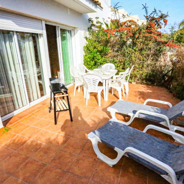 LITORAL COSTA DORADA - LAS CUMBRES Only families - Casa Unifamiliar de 3 dormitorios - 6
