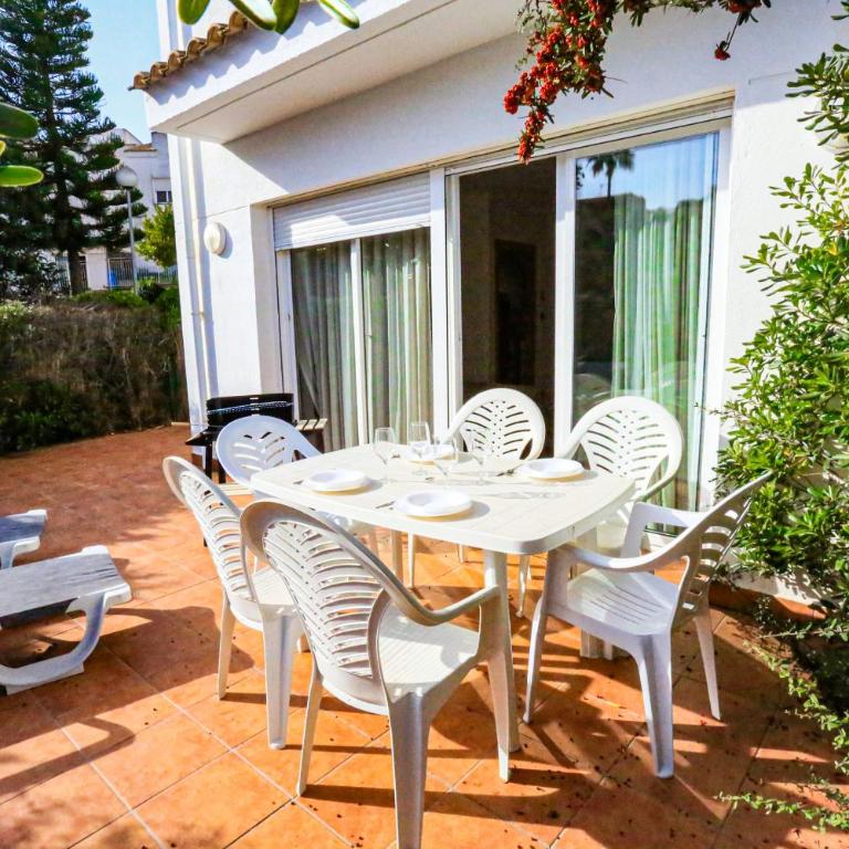 LITORAL COSTA DORADA - LAS CUMBRES Only families - Casa Unifamiliar de 3 dormitorios - 7