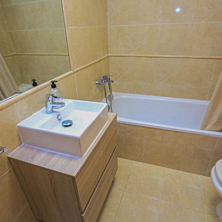 LITORAL COSTA DORADA - LAS CUMBRES Only families - Casa Unifamiliar de 3 dormitorios - 22