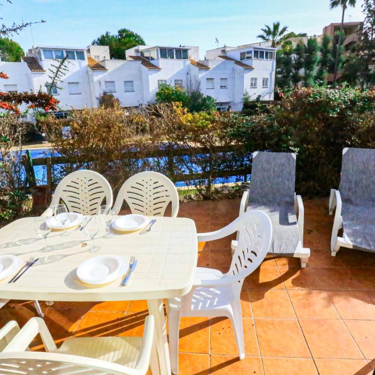 LITORAL COSTA DORADA - LAS CUMBRES Only families - Casa Unifamiliar de 3 dormitorios - 33
