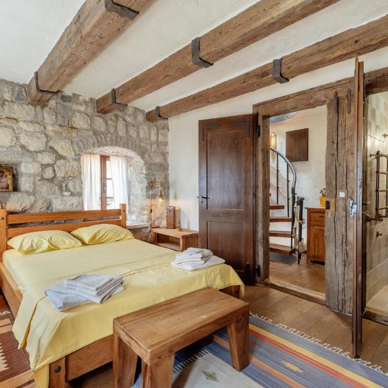 Beachfront Orahovac - Three-Bedroom Villa - 13