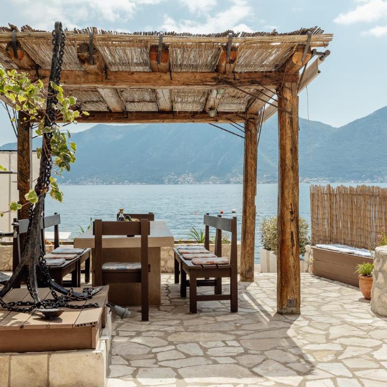 Beachfront Orahovac - Three-Bedroom Villa - 5